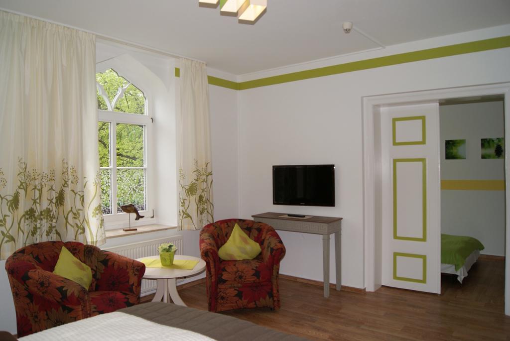 Deluxe Apartments Der "Alten Apotheke" Prerow Esterno foto